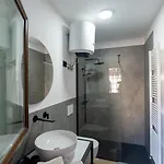 Ottavio's House By Rentmax, 10min From Maggiore *