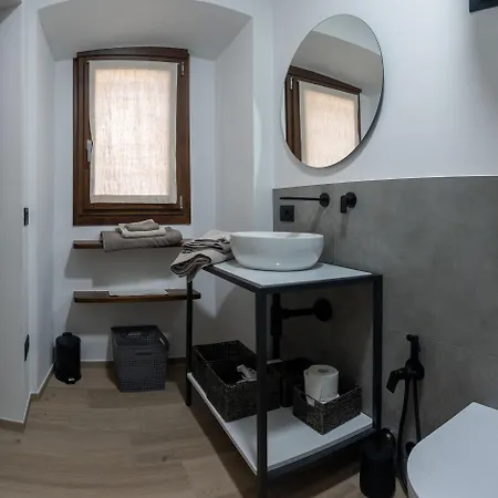 Daire Ottavio's House, 10min From Maggiore