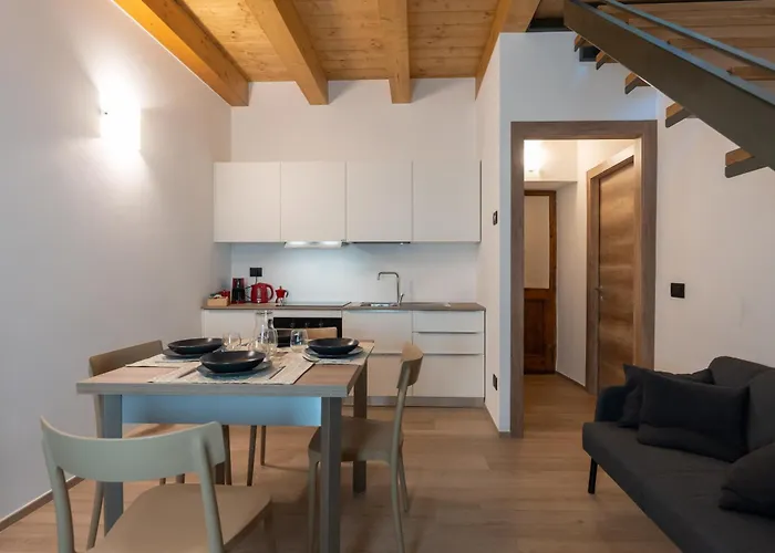 Ottavio's House, 10min From Maggiore オルナヴァッソ